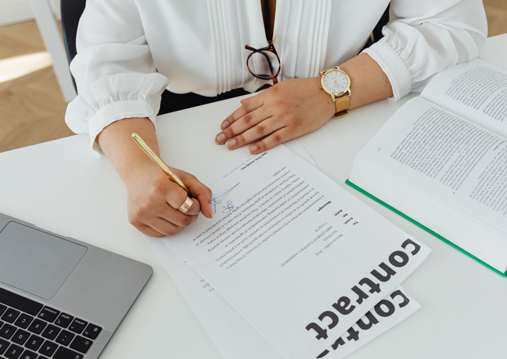 Due diligence fiscal: revisión y firma del contrato de compra de una empresa